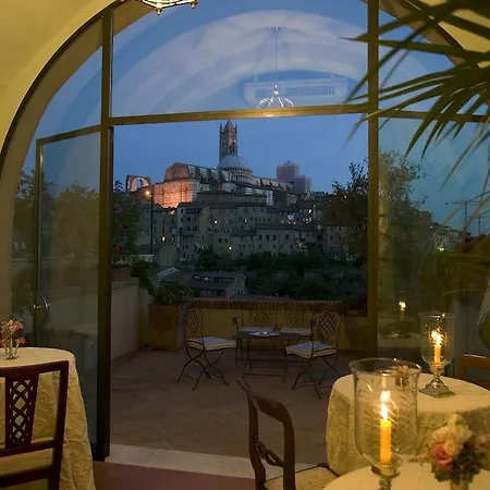 Bed & Breakfast Residenza D'epoca Campo Regio Relais Siena