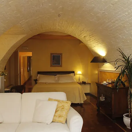 Residenza D'epoca Campo Regio Relais 3* Сиена